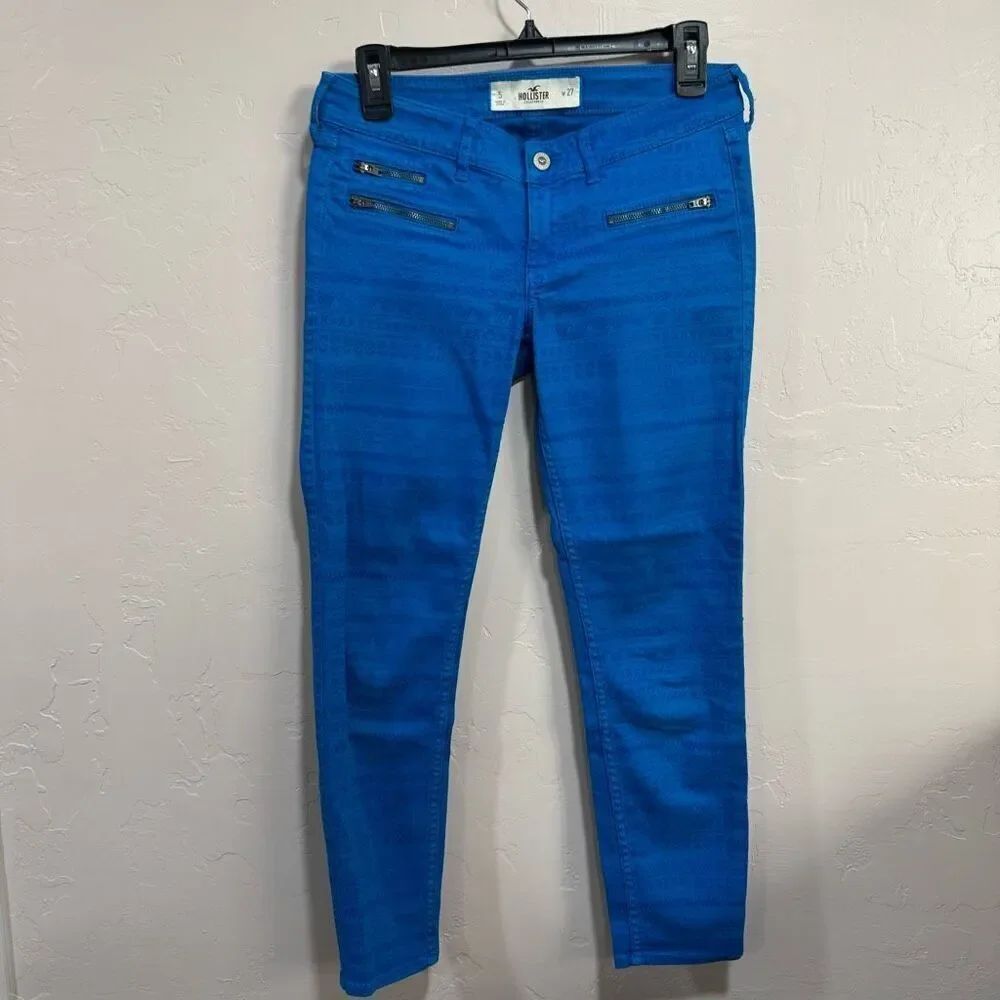 Hollister Cobalt Blue Printed Skinny Capri's
